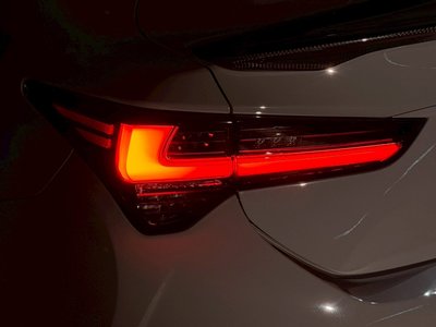 صورة 65 لـ 2023 Lexus RC