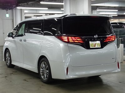 صورة 11 لـ 2023 Toyota ALPHARD