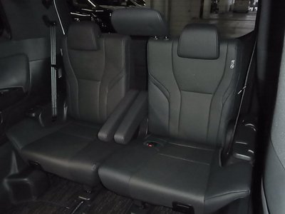 صورة 20 لـ 2023 Toyota ALPHARD