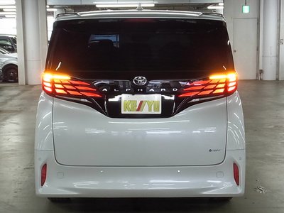 صورة 10 لـ 2023 Toyota ALPHARD