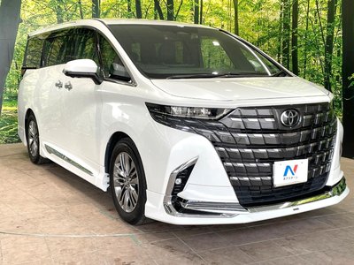 صورة 28 لـ 2023 Toyota ALPHARD