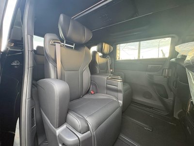 2026 Toyota ALPHARD 缩略图 14