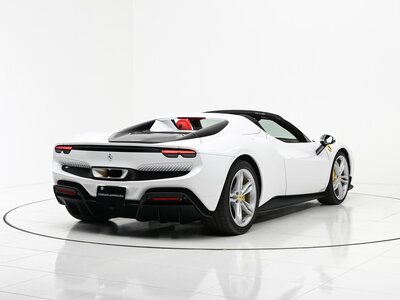 2025 Ferrari 296 GTS — миниатюра 18