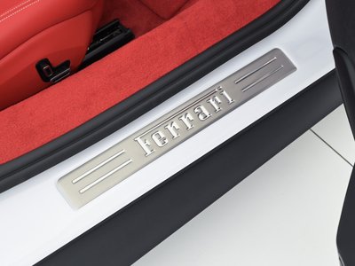 2025 Ferrari 296 GTS — миниатюра 57