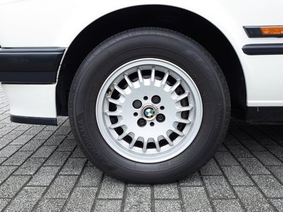 1988 BMW 3 SERIES — фото 10