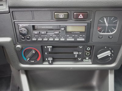 1988 BMW 3 SERIES — фото 16