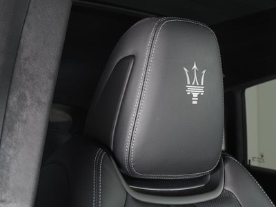 2022 Maserati LEVANTE — фото 11