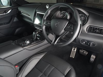 2022 Maserati LEVANTE — фото 8