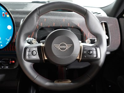 2025 MINI COOPER COUNTRYMAN — фото 18