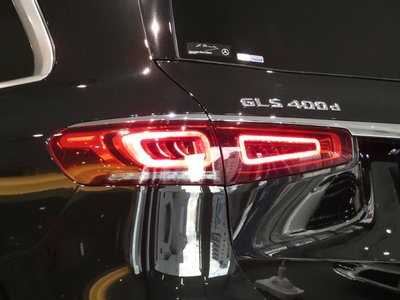 2021 Mercedes-BENZ GLS photo 4