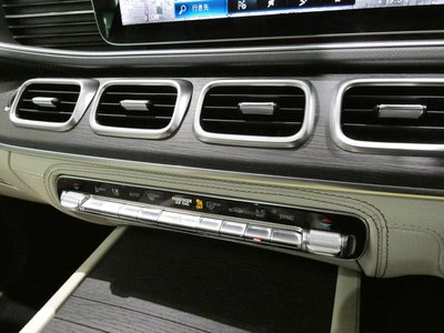 2021 Mercedes-BENZ GLS photo 13