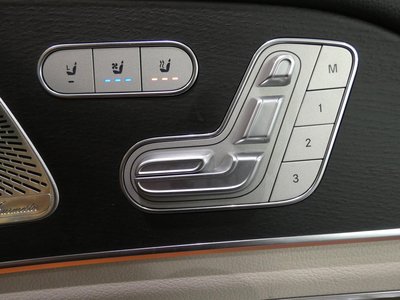 2021 Mercedes-BENZ GLS photo 16