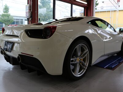 2018 Ferrari 488 GTB 照片 12