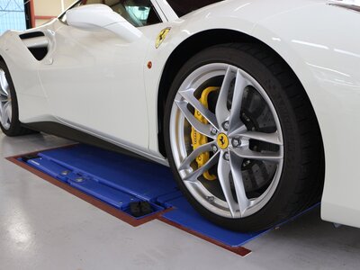 2018 Ferrari 488 GTB 照片 10