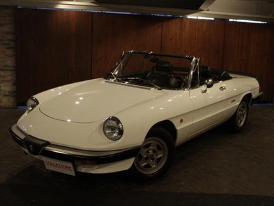 1987 ALFA Romeo ALFA SPIDER 照片 6