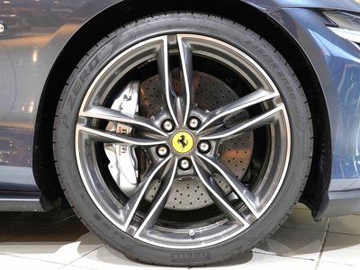 صورة 4 لـ 2021 Ferrari ROMA