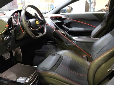 صورة 15 لـ 2021 Ferrari ROMA