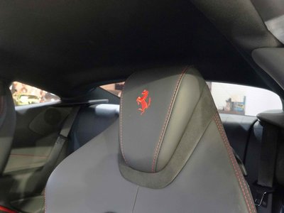 صورة 17 لـ 2021 Ferrari ROMA