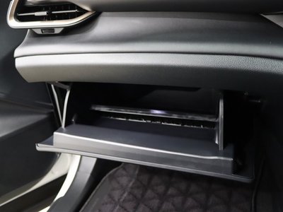 2025 Toyota CROWN ESTATE thumbnail 26
