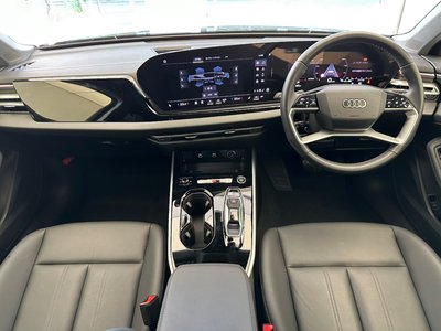 2025 AUDI A5 AVANT — фото 3