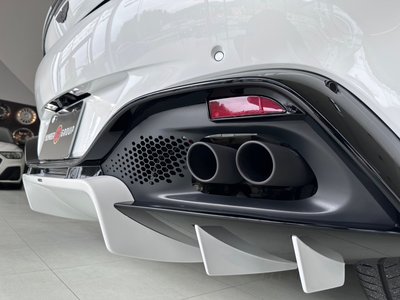 2024 Aston Martin VANTAGE — миниатюра 12