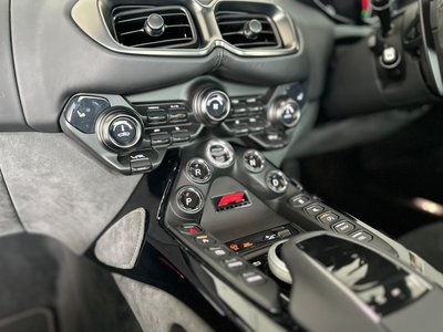 2024 Aston Martin VANTAGE — миниатюра 29