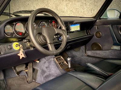 1992 Porsche 911 — миниатюра 14