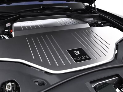 صورة 8 لـ 2024 ROLLS-ROYCE SPECTRE