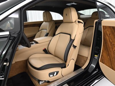 صورة 10 لـ 2024 ROLLS-ROYCE SPECTRE