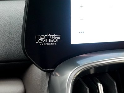 2024 Lexus LX photo 8