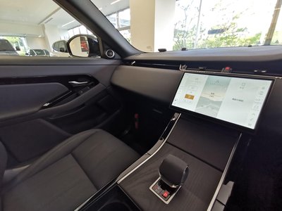 2025 LAND Rover RANGE ROVER EVOQUE thumbnail 46