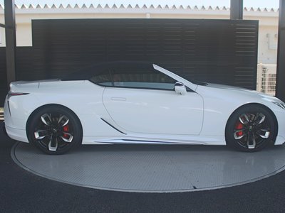 2024 Lexus LC CONVERTIBLE photo 9