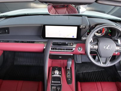 2024 Lexus LC CONVERTIBLE thumbnail 24