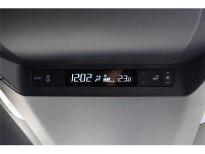 2025 Toyota ALPHARD — фото 47