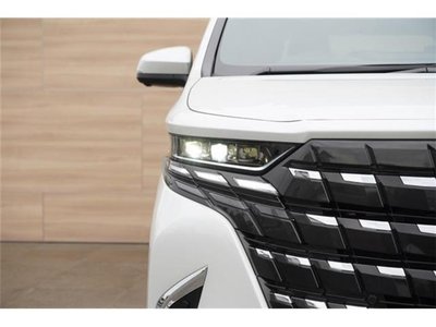 2025 Toyota ALPHARD — фото 34