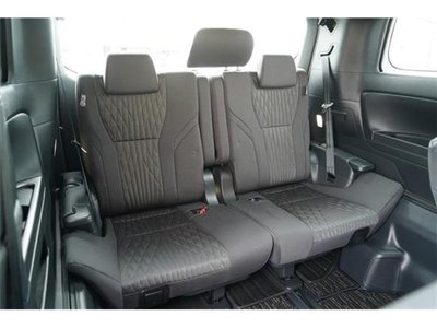 2025 Toyota ALPHARD — фото 13