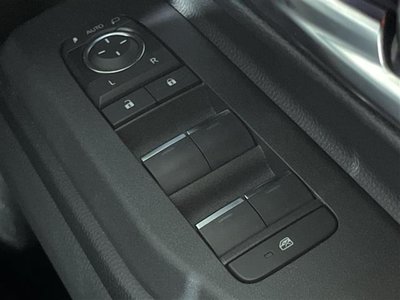 صورة مصغرة 23 لـ 2024 Toyota LAND CRUISER 250
