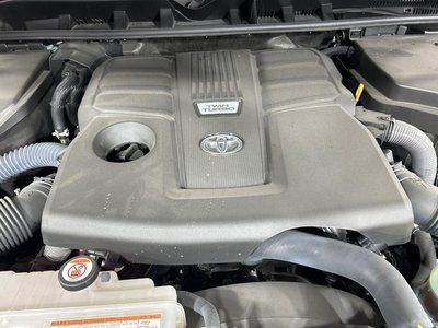 2025 Toyota LAND CRUISER 300 照片 19