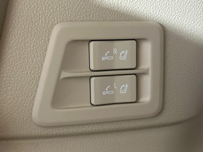 2025 Toyota LAND CRUISER 300 照片 51