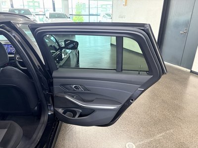 2025 BMW 3 SERIES TOURING thumbnail 28