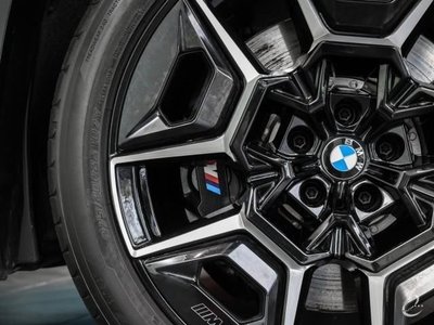 2024 BMW XM — миниатюра 9