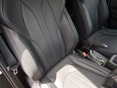 صورة مصغرة 37 لـ 2025 Lexus LBX