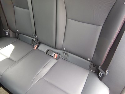 صورة مصغرة 39 لـ 2025 Lexus LBX
