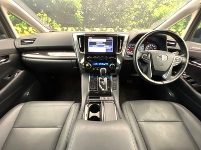 صورة 2 لـ 2021 Toyota ALPHARD