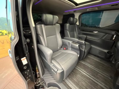 صورة 8 لـ 2021 Toyota ALPHARD