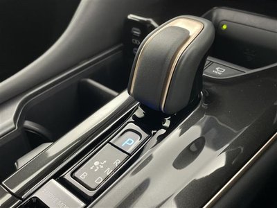 2024 Toyota CROWN SPORT 照片 34