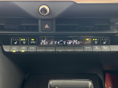 2024 Toyota CROWN SPORT 照片 33