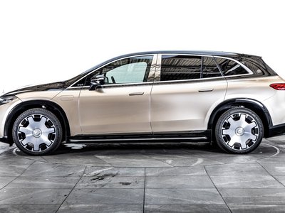 صورة 6 لـ 2025 Mercedes-BENZ EQS SUV MAYBACH