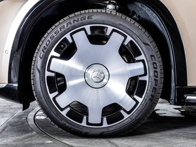 صورة 25 لـ 2025 Mercedes-BENZ EQS SUV MAYBACH