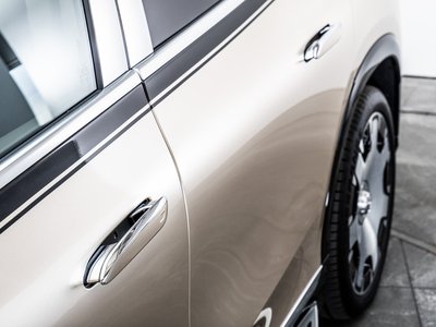 صورة 18 لـ 2025 Mercedes-BENZ EQS SUV MAYBACH